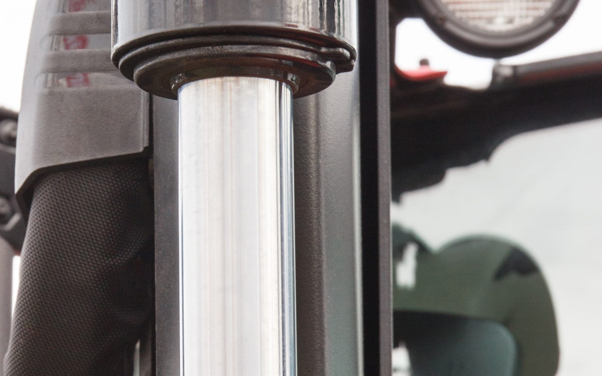 Piston or actuator as part of hydraulic and pneumatic mechanism in machine. Technology